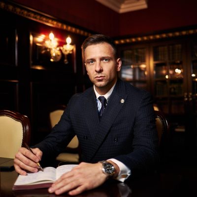 lawyer-7123797_1280